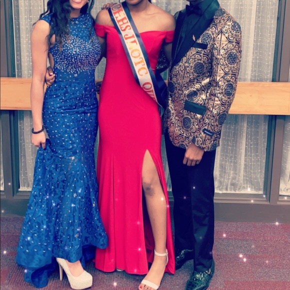 ⚡️CRZY DEAL⚡️Long Royal Blue Rhinestone Dress - Picture 3 of 4